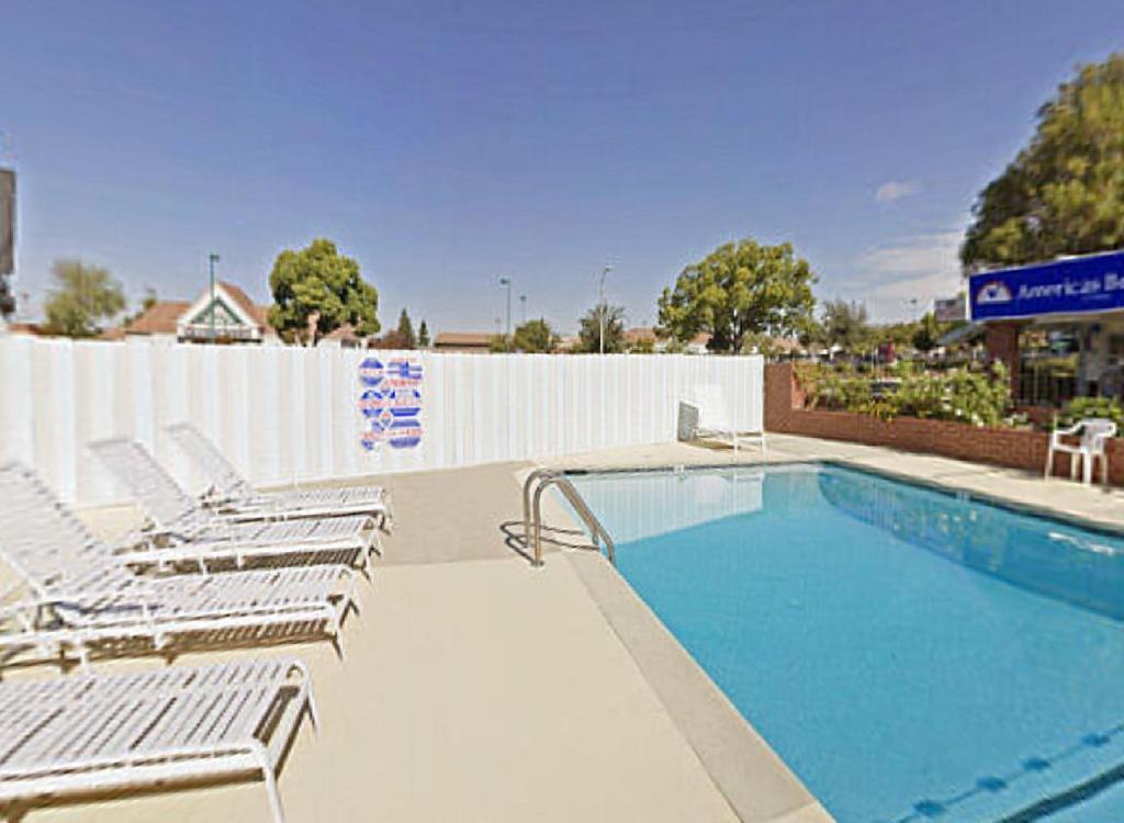Americas Best Value Inn - Livermore Eksteriør billede